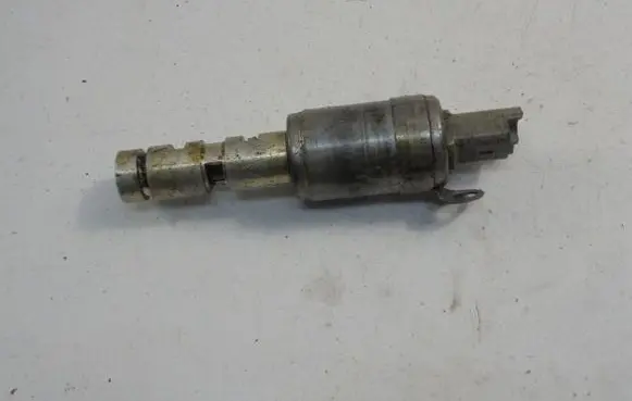 Renault Scenic II - Grand scenic II Camshaft position sensor 240058