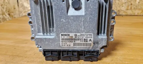 Citroen C4 Grand Picasso Engine control unit/module 9653958980 0281014729 9665674480