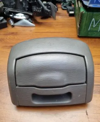 Lexus RX 300 Gear shifter surround trim plastic 5884448011