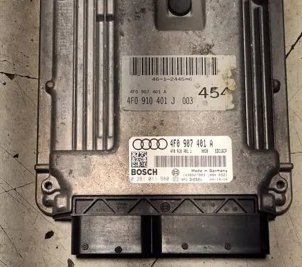 Audi A6 S6 C6 4F Engine control unit/module 4F0910401J 4F0907401A 0281011980