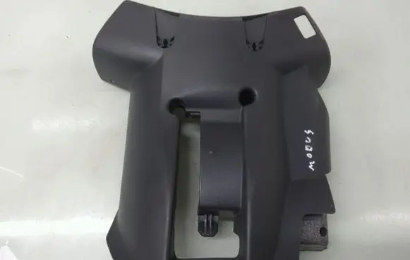 Renault Modus Steering wheel column trim 