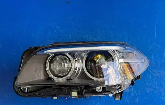BMW 5 F10 F11 Headlight/headlamp 7378513