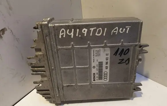 Audi A4 S4 B5 8D Engine control unit/module 0281001425 028906021CE