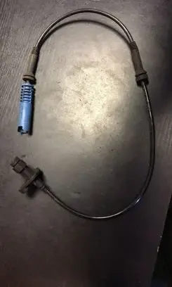 BMW 5 E60 E61 ABS brake wheel speed sensor 6908705