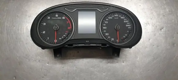 Audi A3 S3 8V Speedometer (instrument cluster) 8V0920870M 1355010225 VDD024200