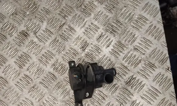 Volkswagen Golf VI Electric auxiliary coolant/water pump 