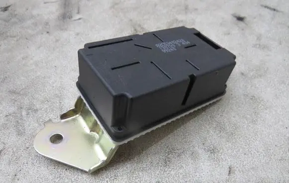 Suzuki SX4 S-Cross Tire pressure control unit KRIS235789