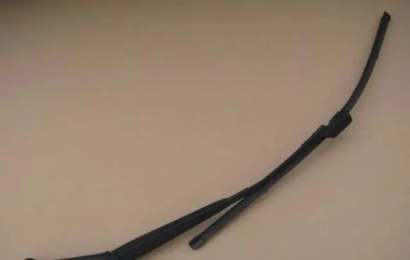 Fiat Tipo Windshield/front glass wiper blade 4000074680 51984453