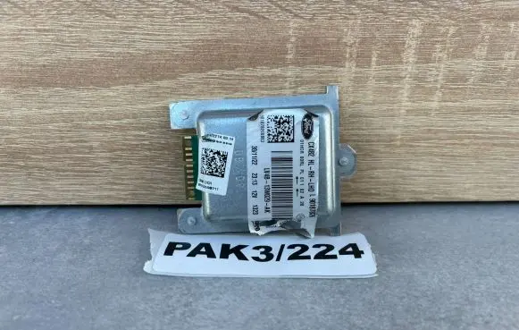 Ford Kuga III LED ballast control module LV4B-13W029-AK