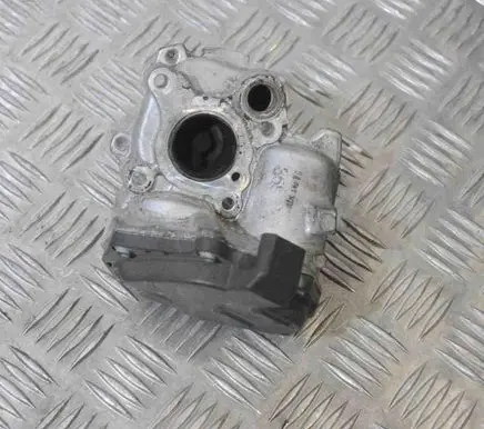 Mercedes-Benz C W204 EGR valve