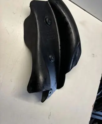 Chevrolet Camaro Front brake disc dust cover plate 23383583