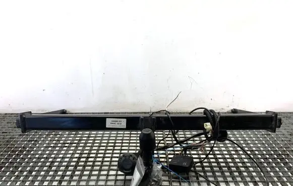 Toyota Yaris Cross Tow bar PW9600D101