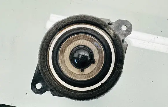 Mazda CX-5 Panel speaker GKK866960 352616301