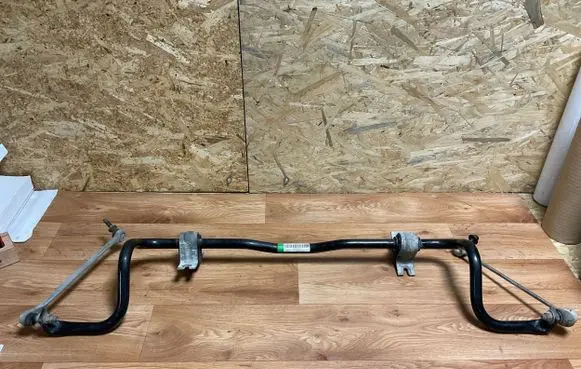Renault Megane III Front anti-roll bar/sway bar 546118023R