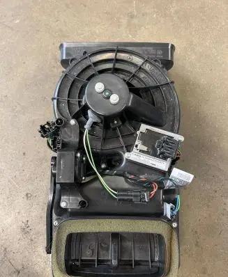 Mercedes-Benz R W251 Interior heater climate box assembly A2518300008 929566G 24529
