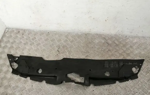 Toyota Corolla Verso AR10 Radiator trim 532890F020 532890F010