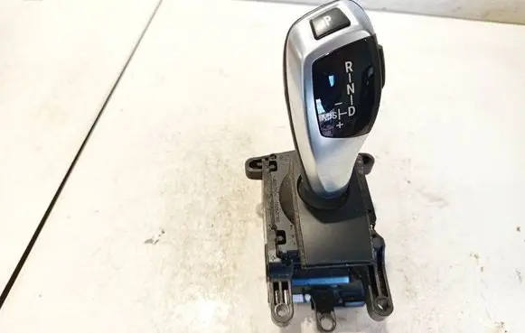 BMW 5 F10 F11 Gear shifter/selector 929690501