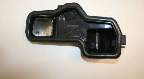 Audi A6 S6 C5 4B Headlight/headlamp dust cover 301411102R