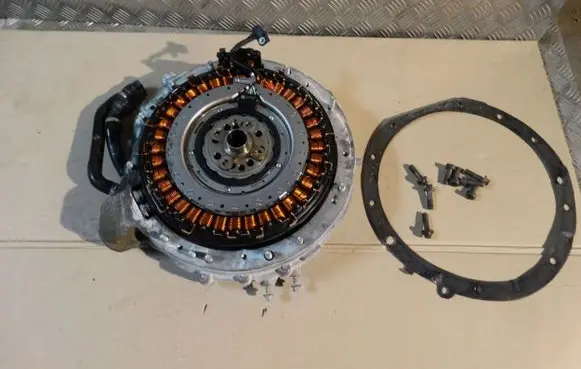Mercedes-Benz A W177 Generator/alternator