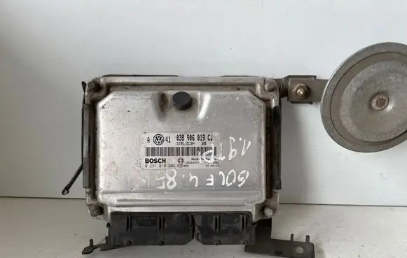 Volkswagen Golf IV Engine control unit/module 038906019CJ 28SA4557 0281010302