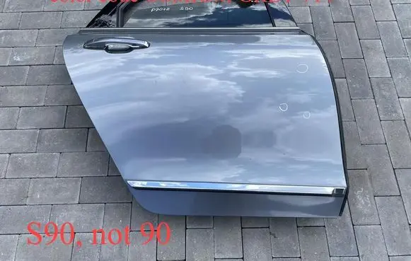 Volvo S90, V90 Rear door