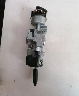 Ford Focus Ignition lock 3M513F880AC