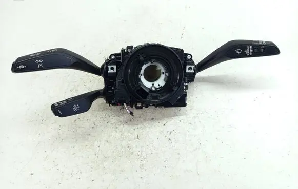 Audi Q3 F3 Wiper turn signal indicator stalk/switch 82A953521FM