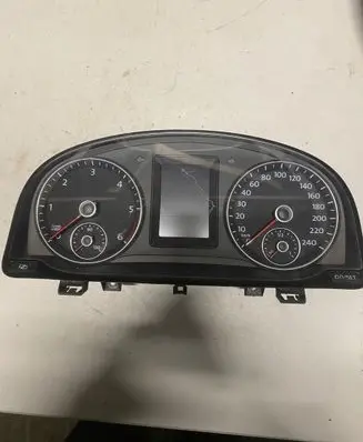 Volkswagen Caddy Speedometer (instrument cluster) 2K0920865E VDD0241901 12119010006