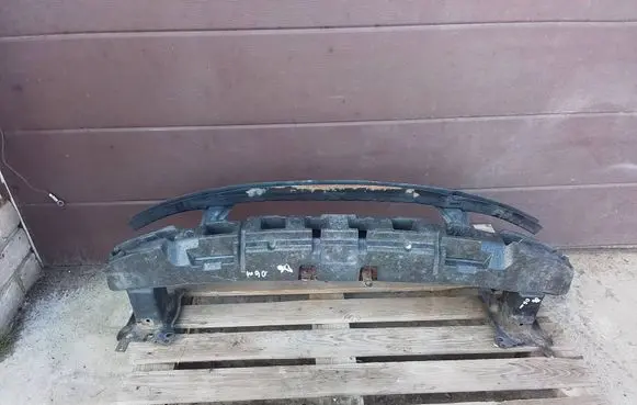 Volkswagen PASSAT B6 Front bumper support beam 