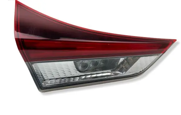 Toyota Auris E180 Tailgate rear/tail lights
