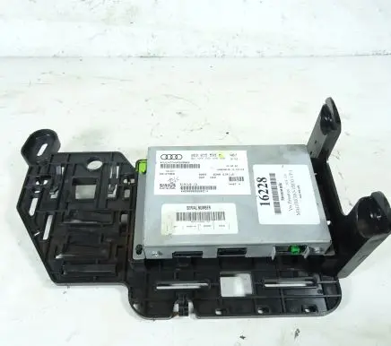 Volkswagen PASSAT CC Engine control unit/module 8E0035593M