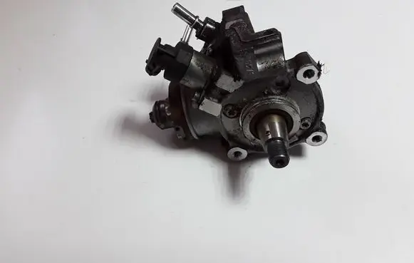 Ford Focus Fuel injection high pressure pump 0445010592