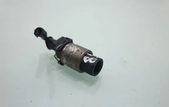 Volvo S40 Air conditioning (A/C) pressure sensor 30780427