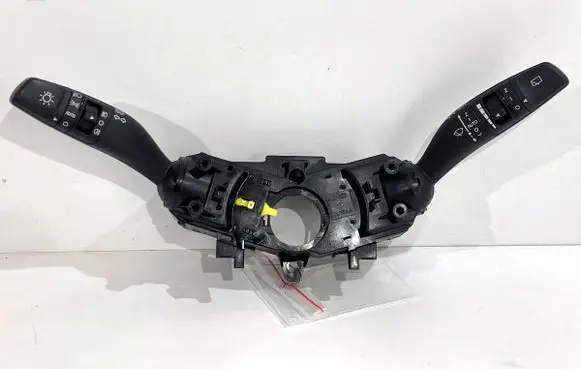 KIA Xceed Wiper turn signal indicator stalk/switch 93404J7960