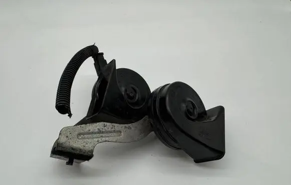 Peugeot 508 II Horn signal 9815870780 30012018 1548A30