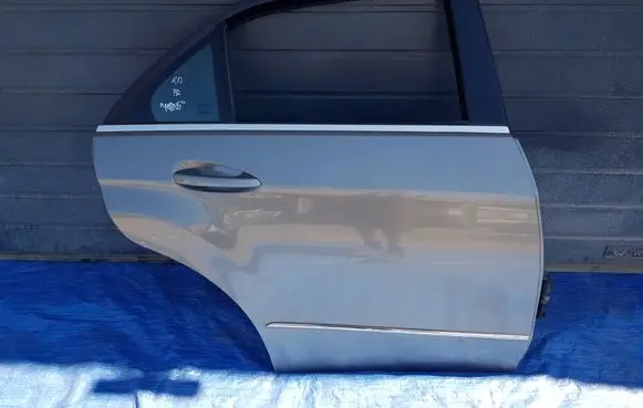 Mercedes-Benz E W212 Rear door DDDRZW212792SEDAN