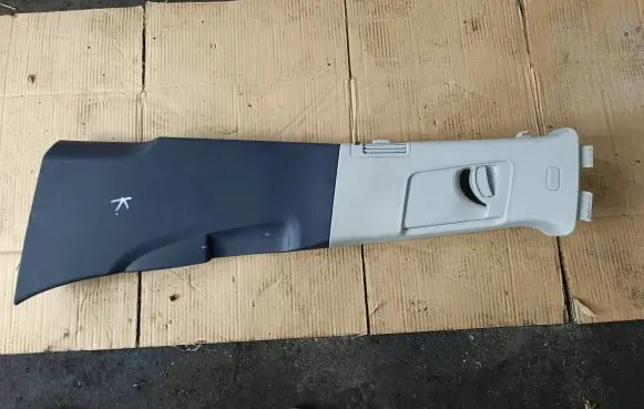 Audi Q7 4L (A) pillar trim 96Z498077