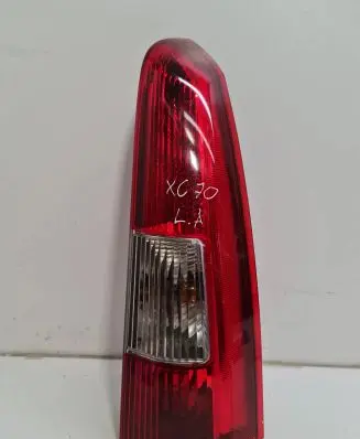 Volvo V70 Rear/tail lights 9154494