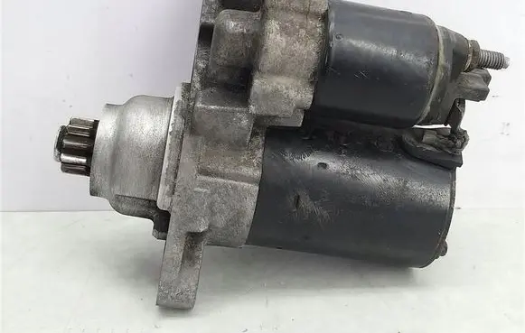 Skoda Fabia Mk1 (6Y) Starter motor 02T911023G