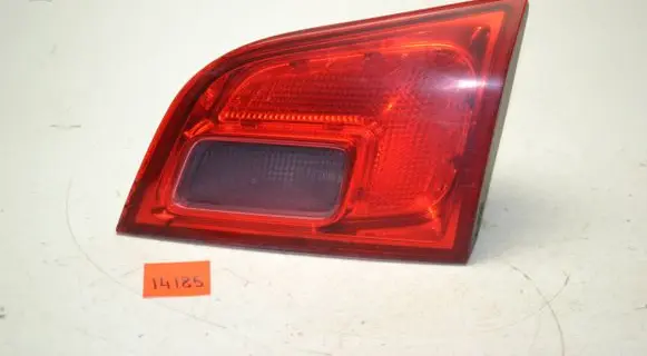 Opel Astra J Tailgate rear/tail lights 13282247