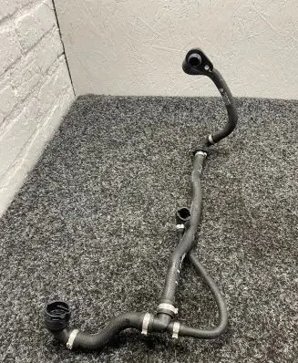 BMW X1 U11 Engine coolant pipe/hose 8478465 2811586