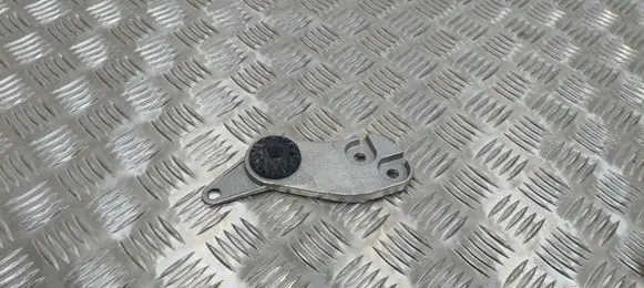 Opel Corsa E Radiator mount bracket 12429737 13429737