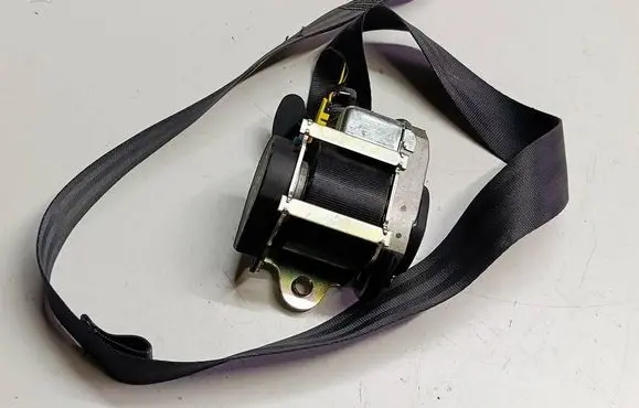 Volkswagen Scirocco Front seatbelt 1K8857705AT1 1K8857705A 1000059