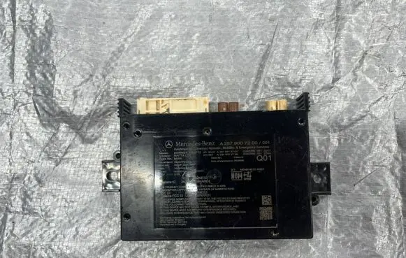 Mercedes-Benz CLS W257 Bluetooth control unit module A2579007200 A2579012300