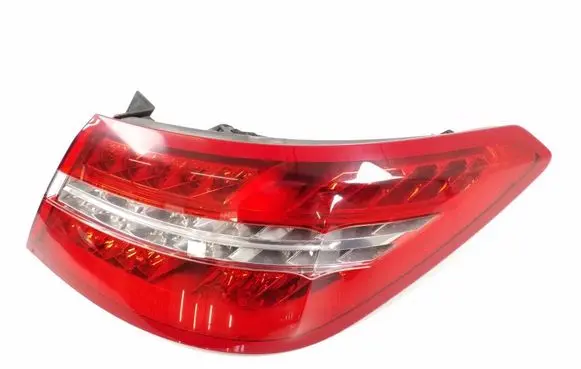 Mercedes-Benz E C207 W207 Rear/tail lights A2079060258