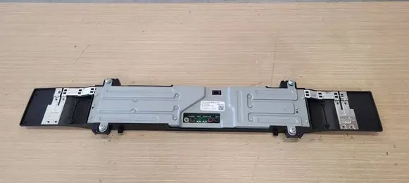 Mercedes-Benz E W214 Aerial antenna amplifier A2239051209 50020038 Q5ZGS004