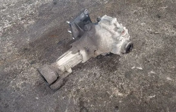 Toyota RAV 4 (XA20) Gearbox transfer box case 