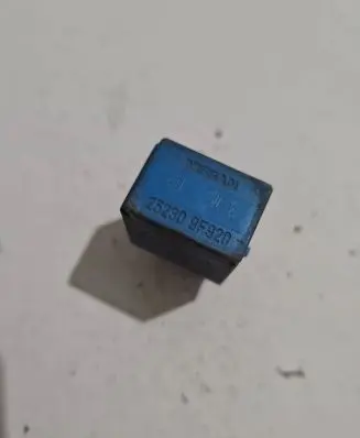 Nissan Primera Other relay 252309F920