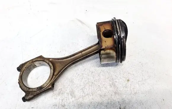 Piston with connecting rod