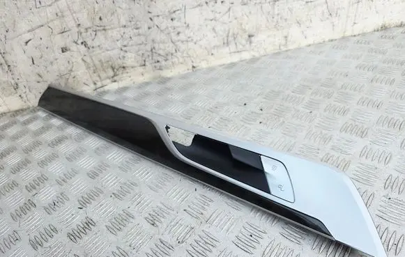 BMW 7 G11 G12 Front door trim bar 7464680